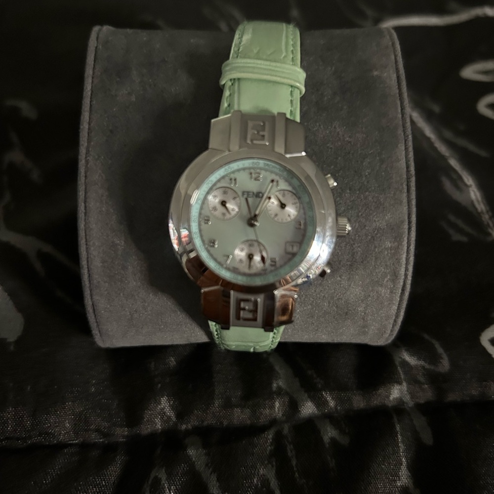 Authentic Fendi Watch - Picture 2 of 8